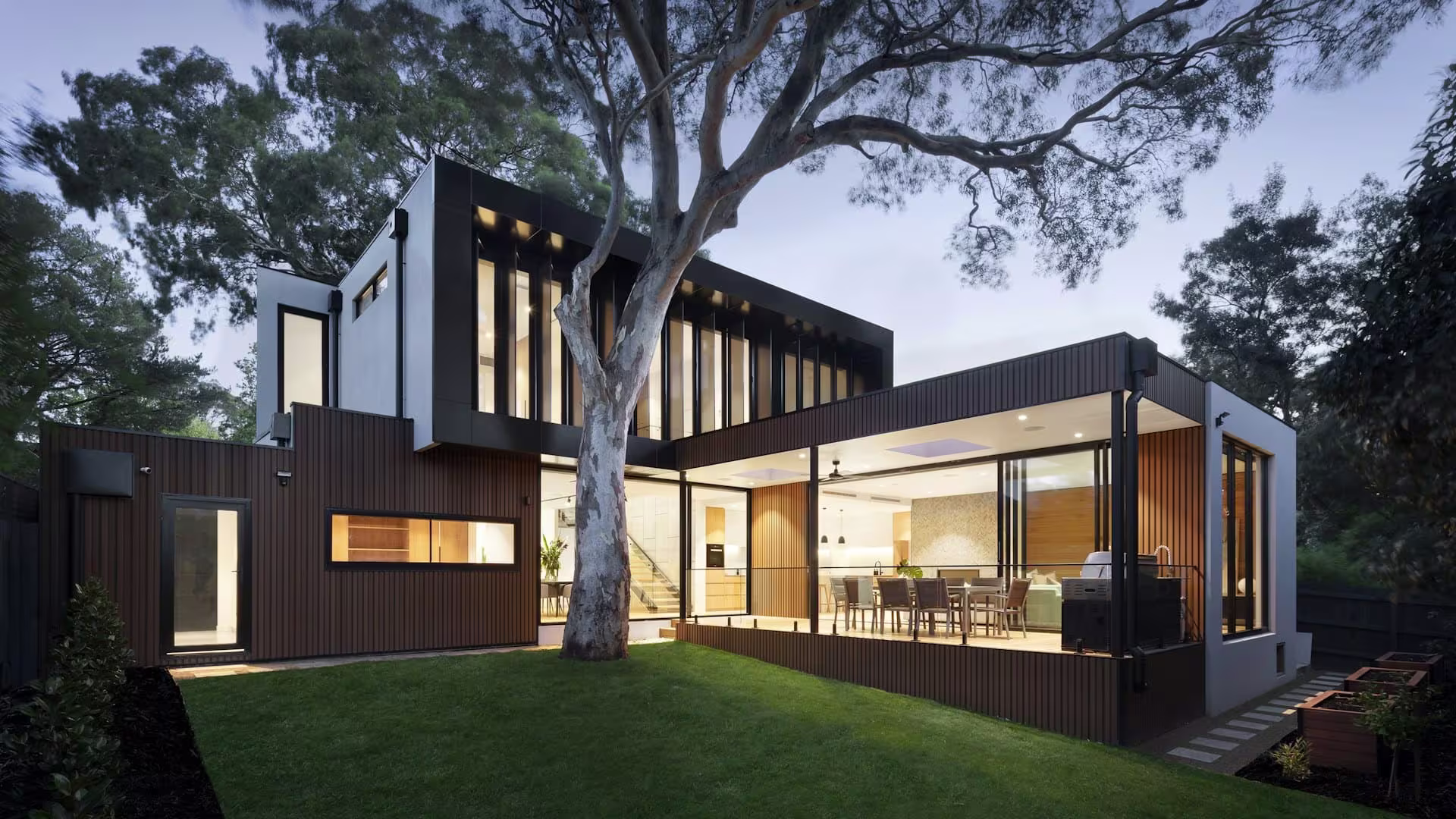 THEO'S ALNELLY HOMES